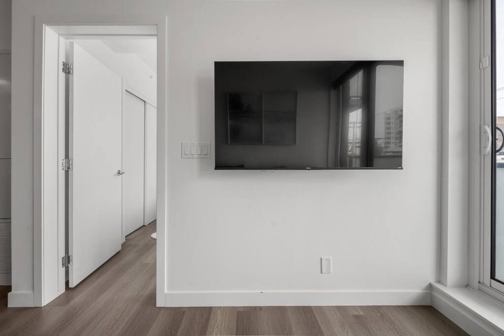 Apartamento Chic 1Br Kensington Unit W/Parking YYC Exterior foto